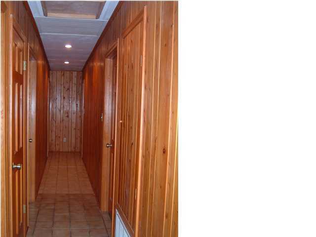 6151 Donald Guy Road Crestview, FL 32539 - Photo 23 of 24 a view of a hallway