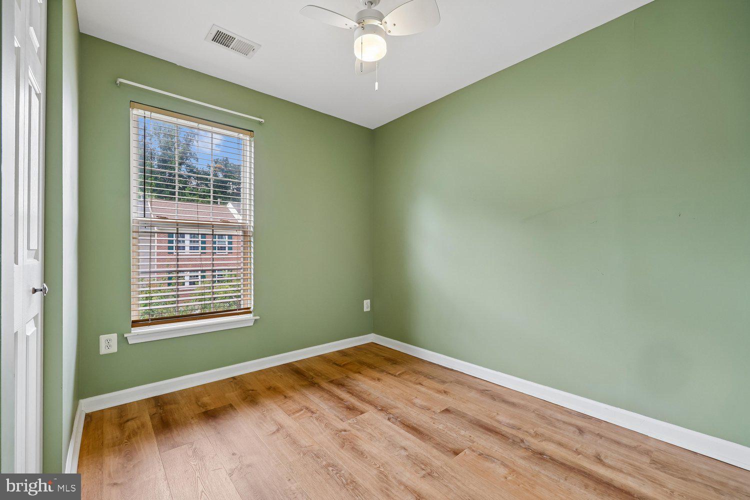 4616 Ripley Manor Terrace Olney, MD 20832 - Photo 29 of 35 Bedroom 2
