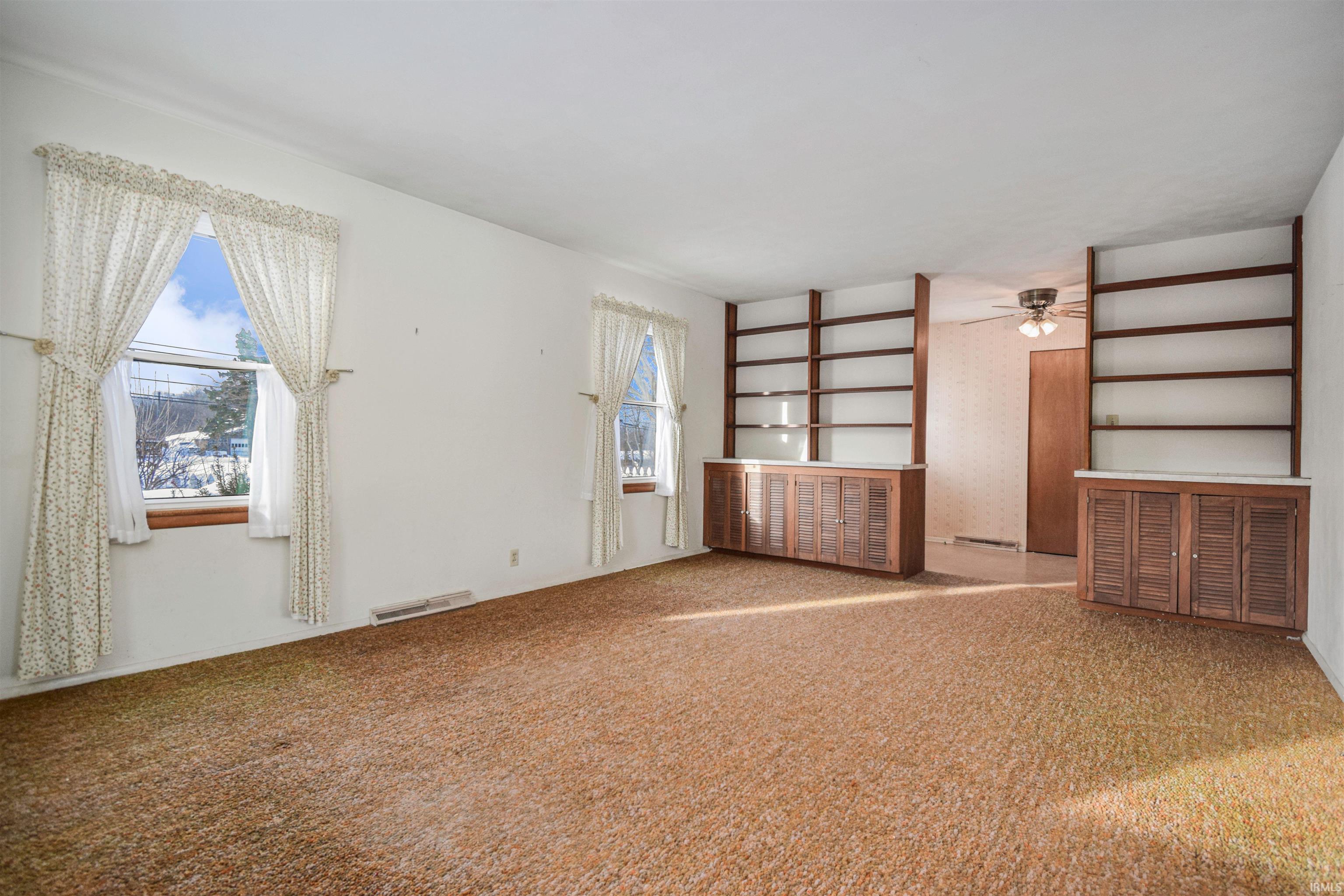 25305 Edison Road South Bend, IN 46628 - Photo 4 of 31