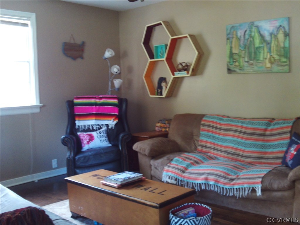 3113 Hey Road Richmond, VA 23224 - Photo 10 of 31 Gallery Image 10