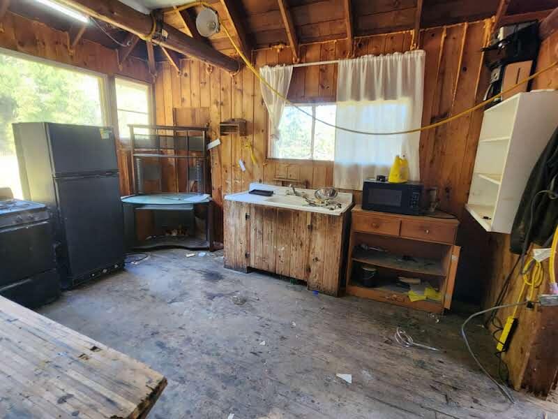 8700 Bell Springs Road Garberville, CA 95542 - Photo 6 of 43