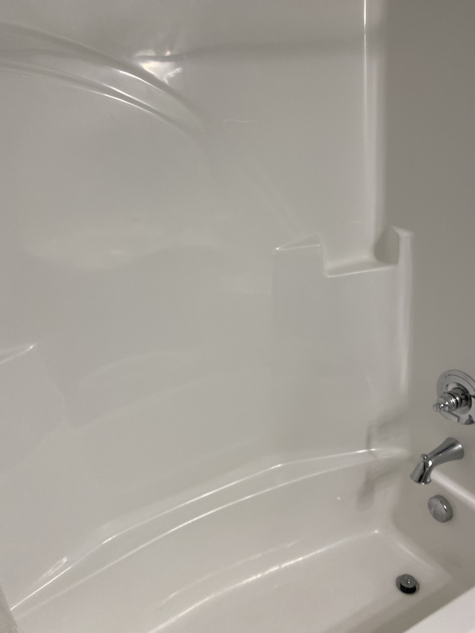 2378 Age Avenue Murfreesboro, TN 37130 - Photo 16 of 33 a bathroom with a bathtub