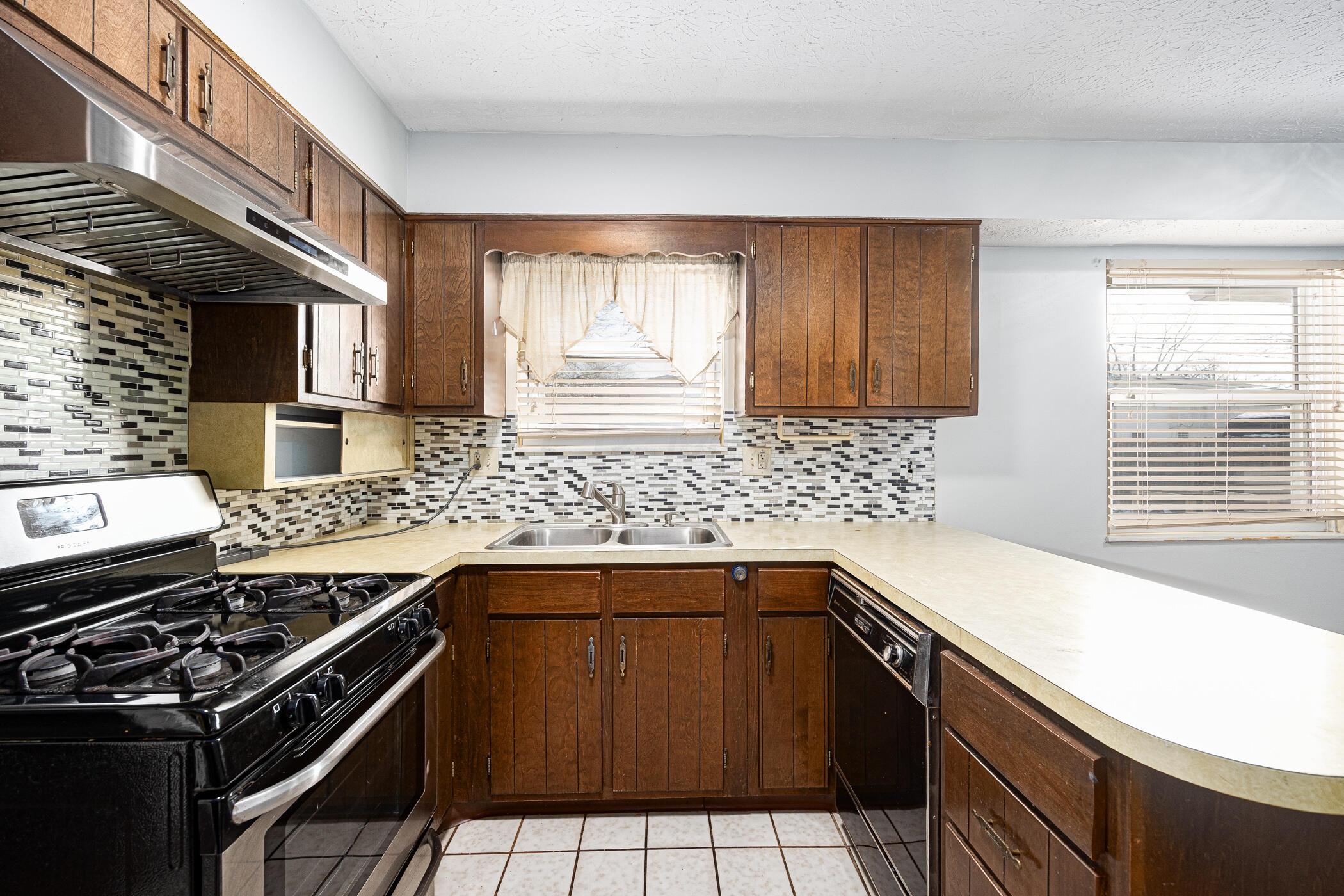 5436 Aspen Road Columbus, OH 43229 - Photo 38 of 70 5436 Aspen Rd 038