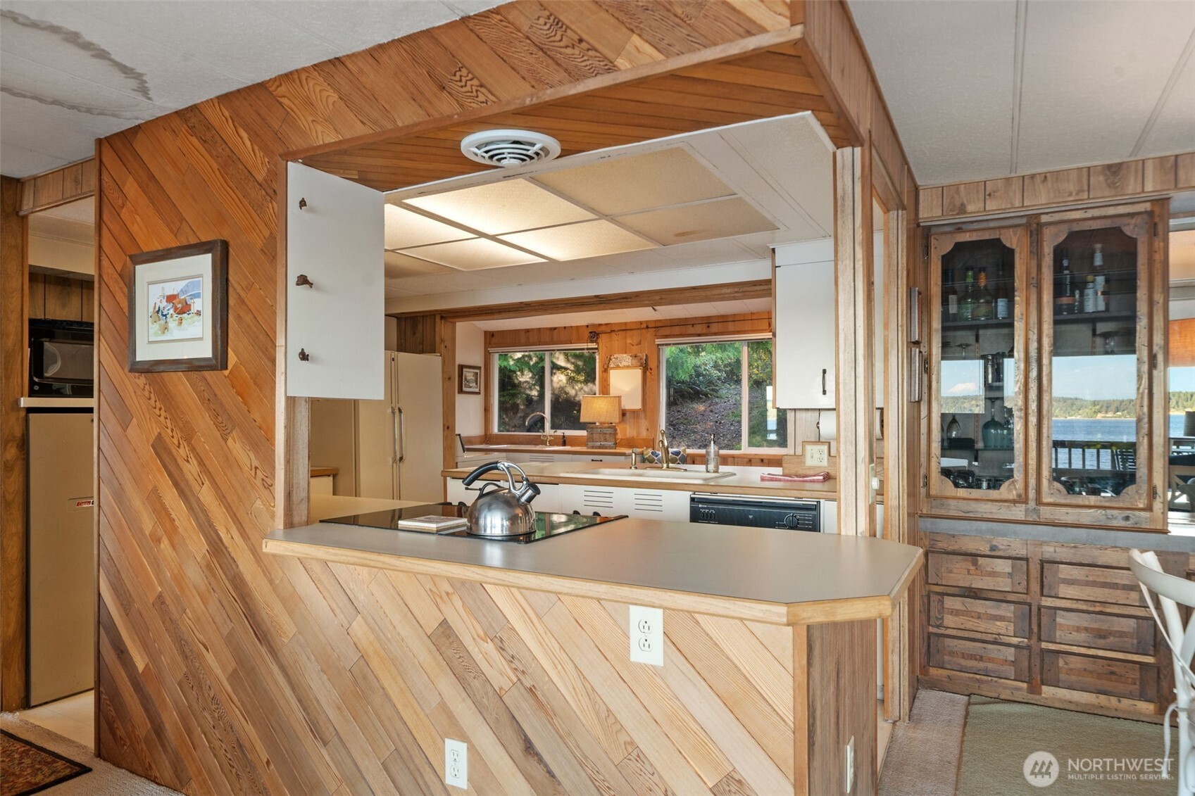 727 East Stretch Island Road South Grapeview, WA 98546 - Photo 19 of 37