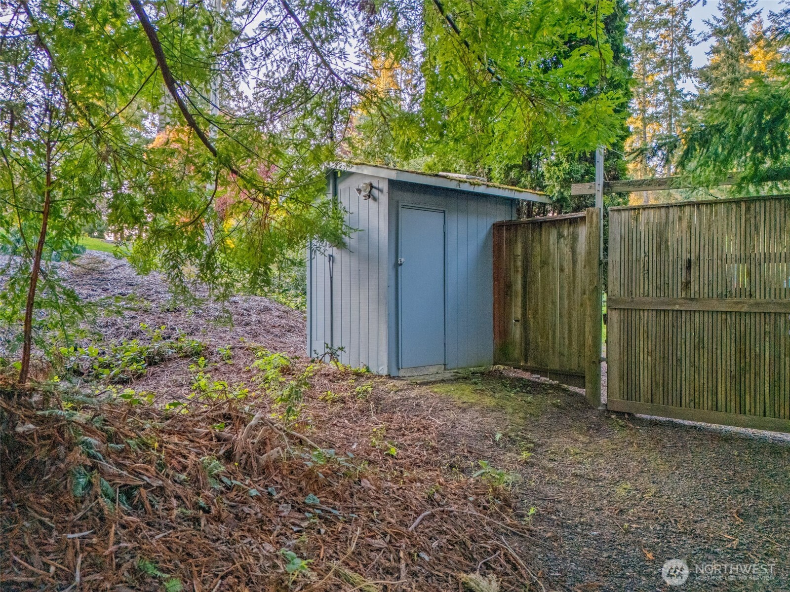 727 East Stretch Island Road South Grapeview, WA 98546 - Photo 31 of 37