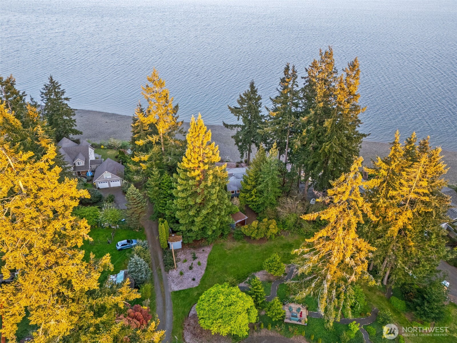 727 East Stretch Island Road South Grapeview, WA 98546 - Photo 34 of 37