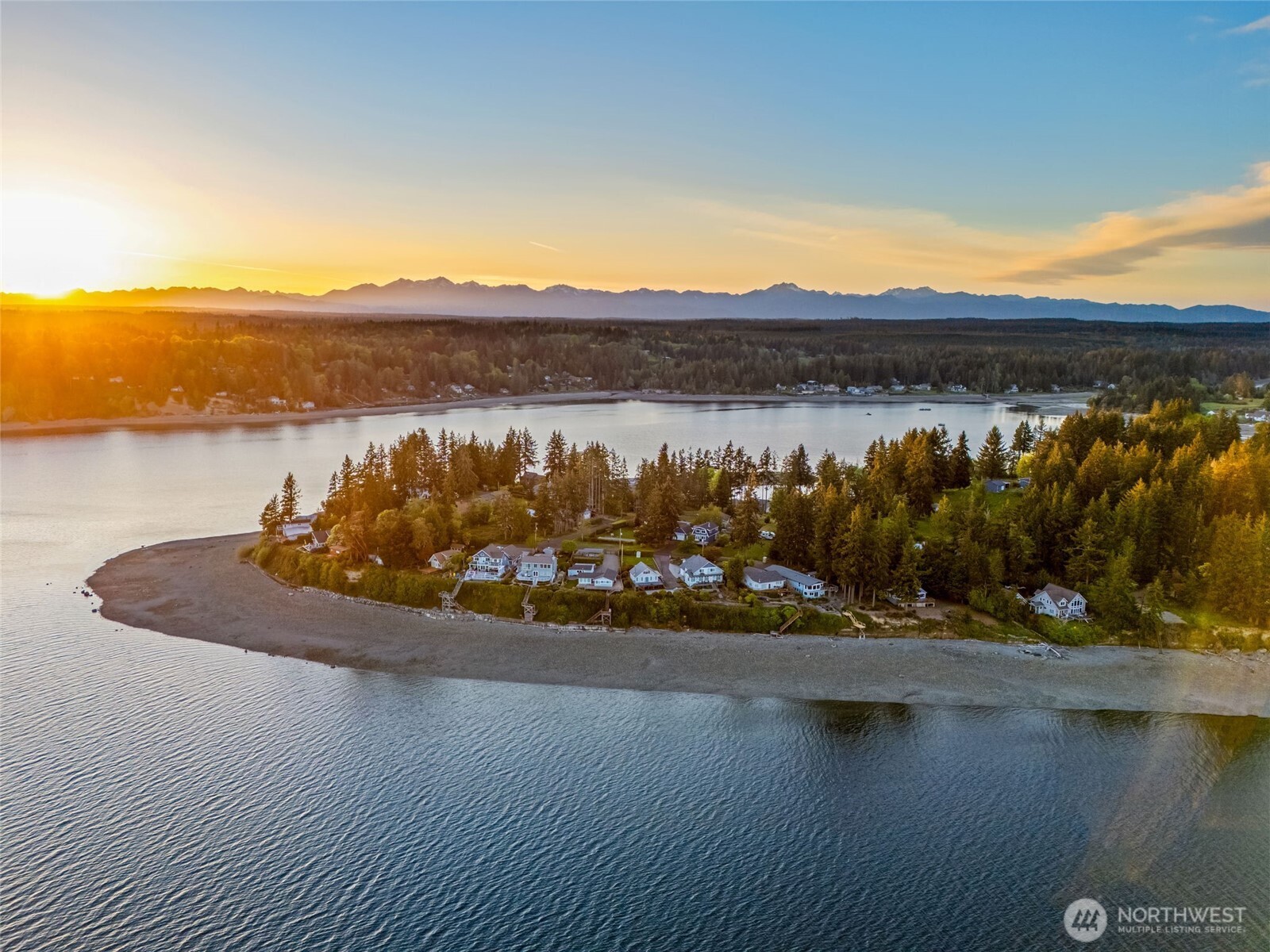 727 East Stretch Island Road South Grapeview, WA 98546 - Photo 35 of 37