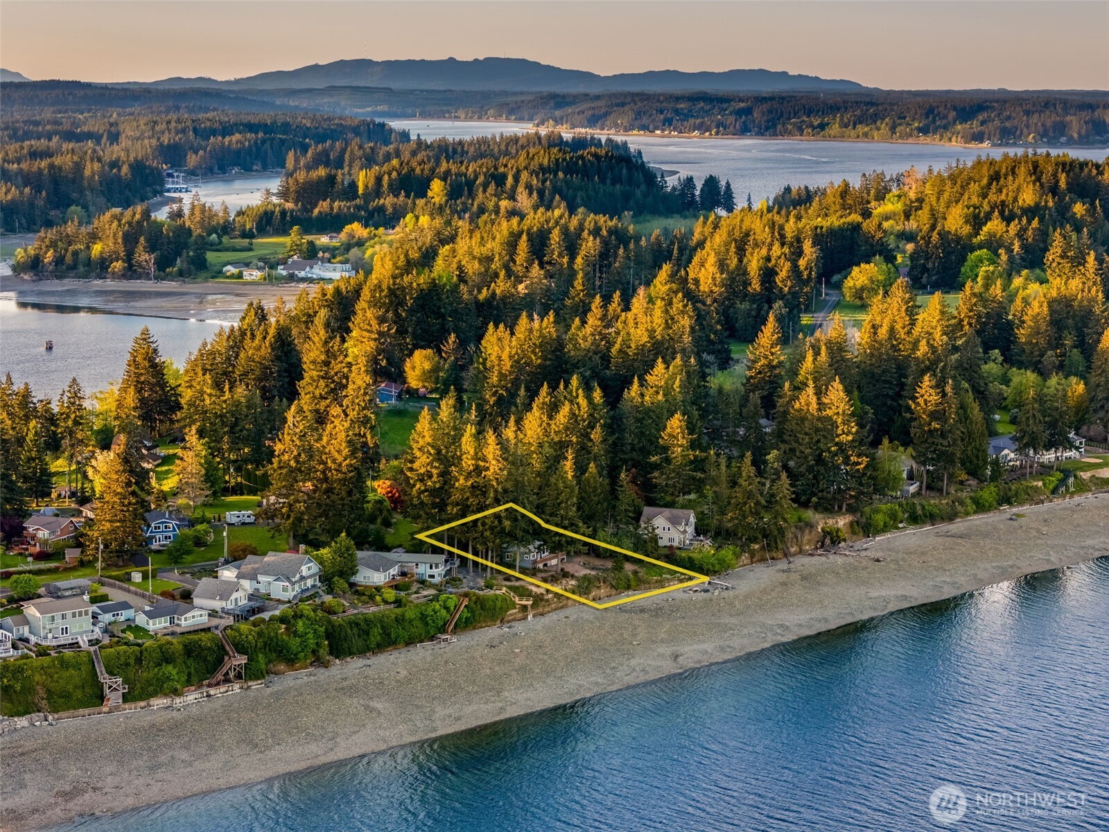 727 East Stretch Island Road South Grapeview, WA 98546 - Photo 36 of 37