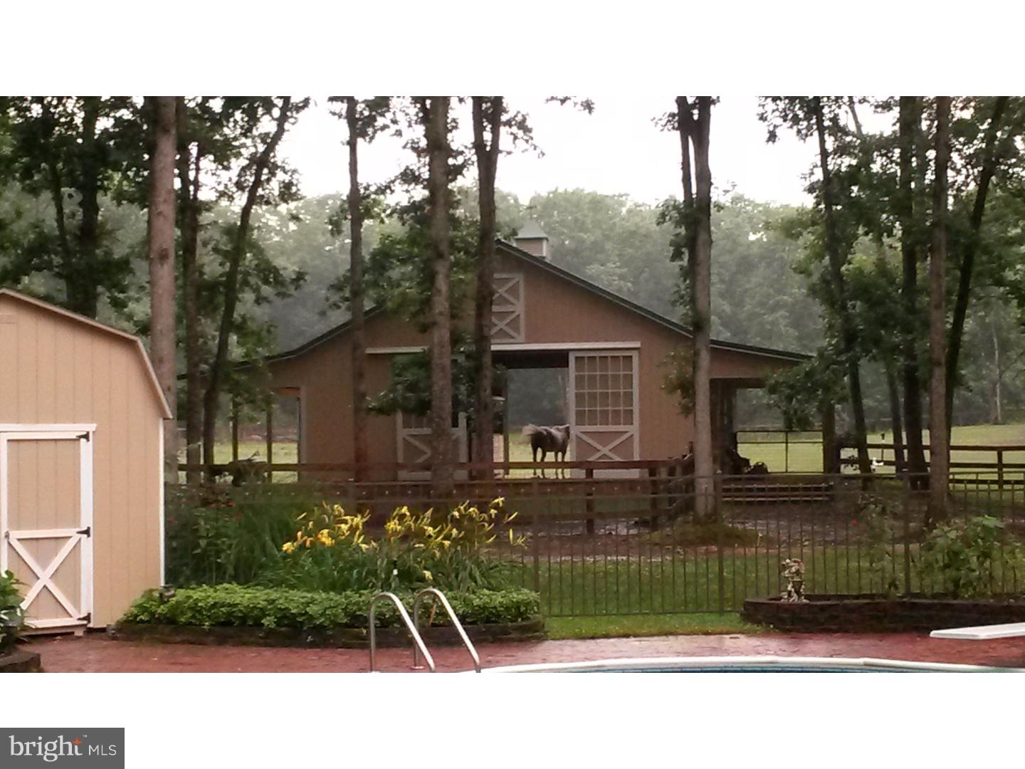 18 Gate Road Tabernacle, NJ 08088 - Photo 19 of 25 a house view with a garden