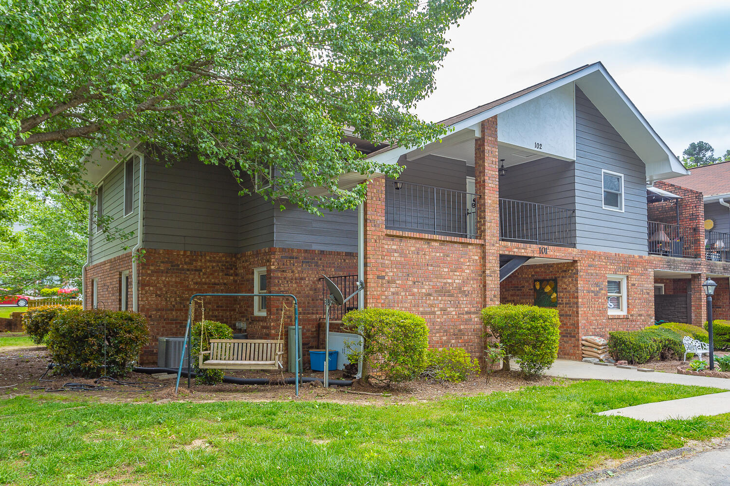 102 Montclair Drive Calhoun, GA 30701 - Photo 1 of 36 102 Montclaire HD -35