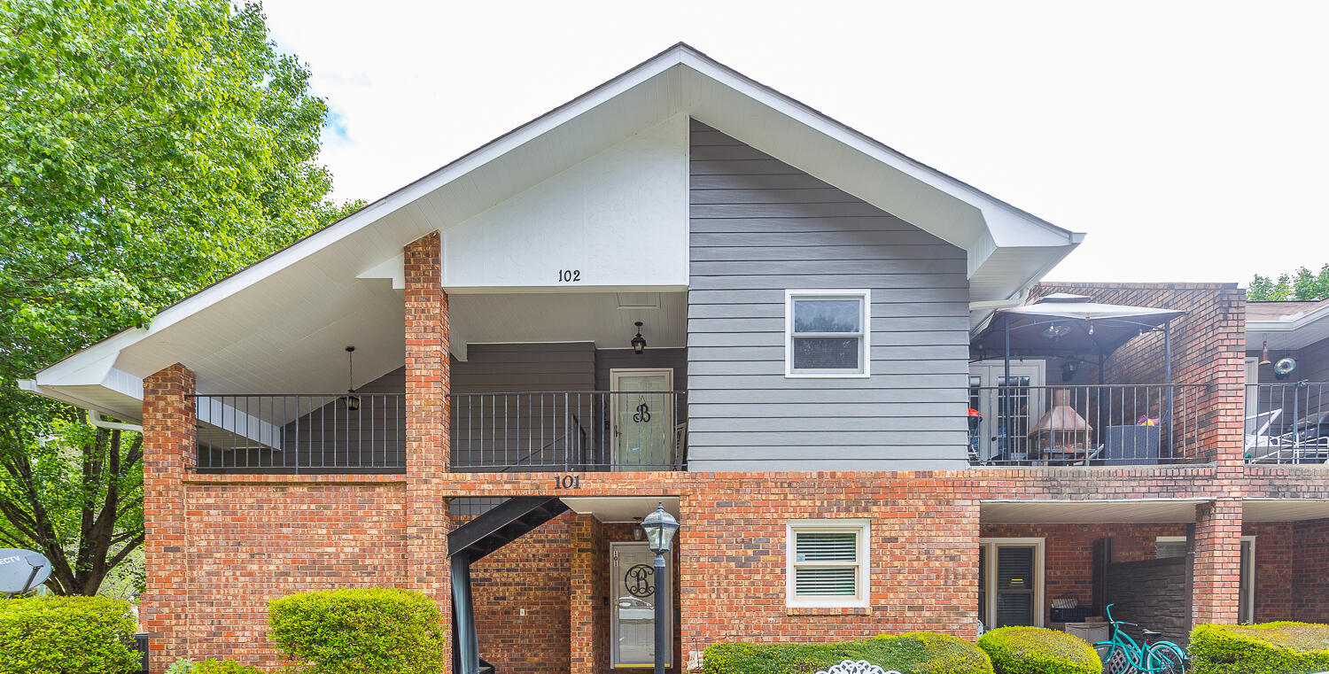 102 Montclair Drive Calhoun, GA 30701 - Photo 2 of 36 102 Montclaire HD -34