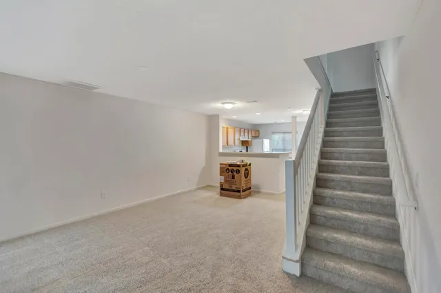 $1,660 | 8114 Shadow Oak Drive, North Charleston, SC 29406