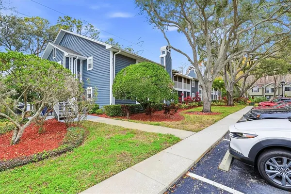 $160,000 | 2101 Fox Chase Boulevard, Unit 204, Palm Harbor, FL 34683