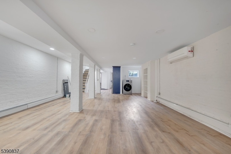 13 2nd Avenue, Unit B Newark, NJ 07104 - Photo 2 of 7