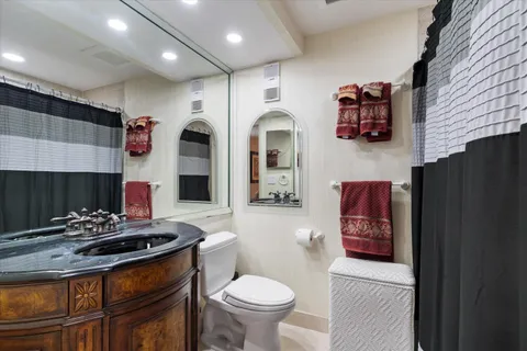 $990,000 | 1035 South Federal Highway, Unit 211, Delray Beach, FL 33483