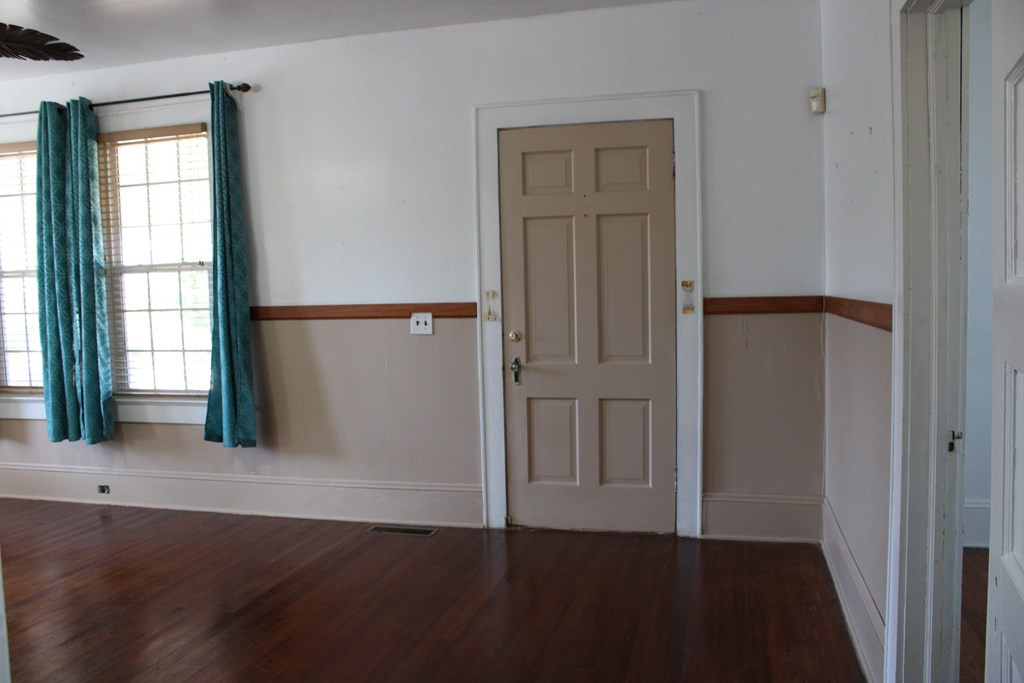 896 Woodham Road Bishopville, SC 29010 - Photo 5 of 71 Gallery Image 5