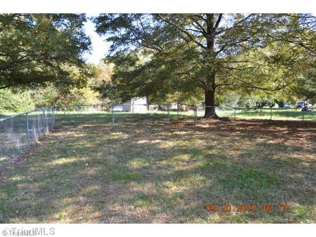 4841 Dippen Road Winston-Salem, NC 27105 - Photo 12 of 12 Yard/Garden.
