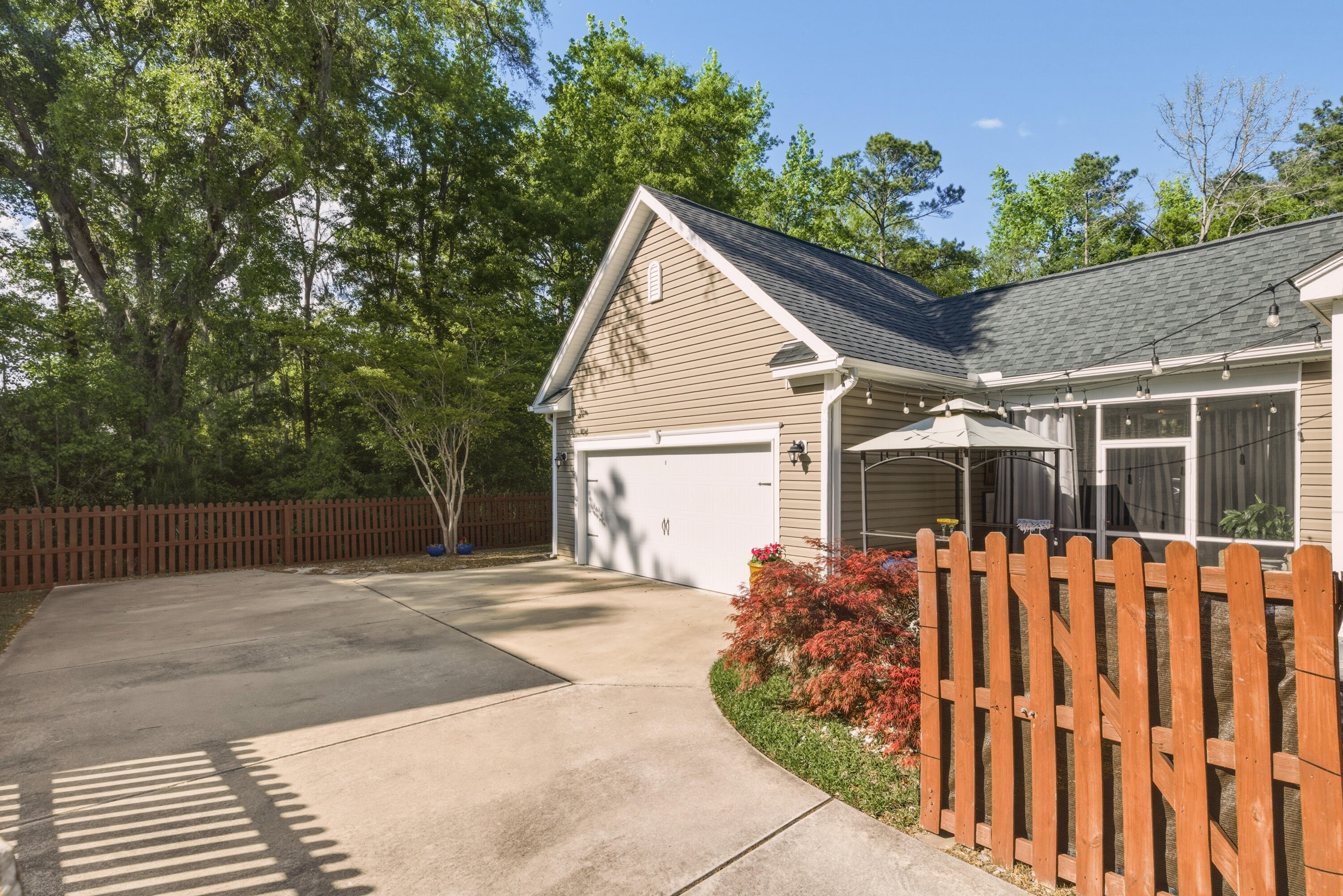 1611 Roustabout Way Charleston, SC 29414 - Photo 51 of 64 2-car garage