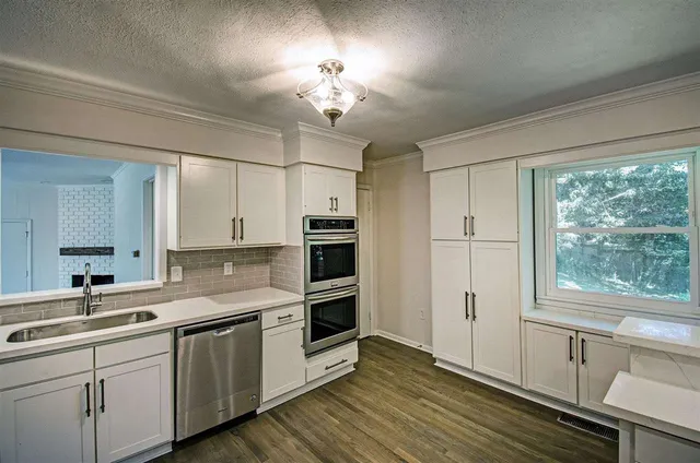 $339,000 | 2256 North Cheryl Drive, Jackson, MS 39211