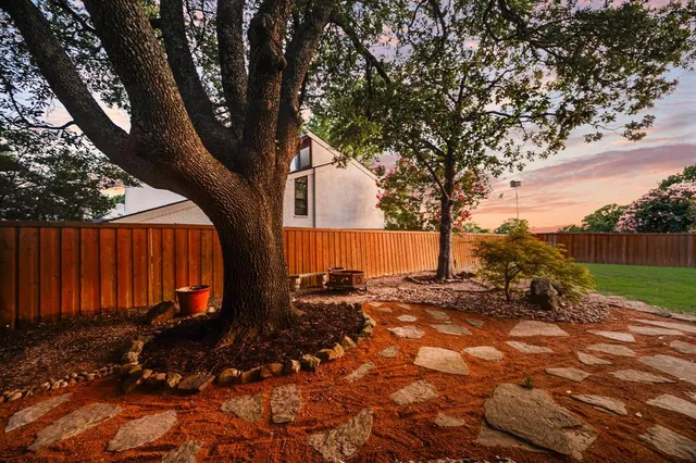 $599,000 | 706 South Alamo Road, Rockwall, TX 75087