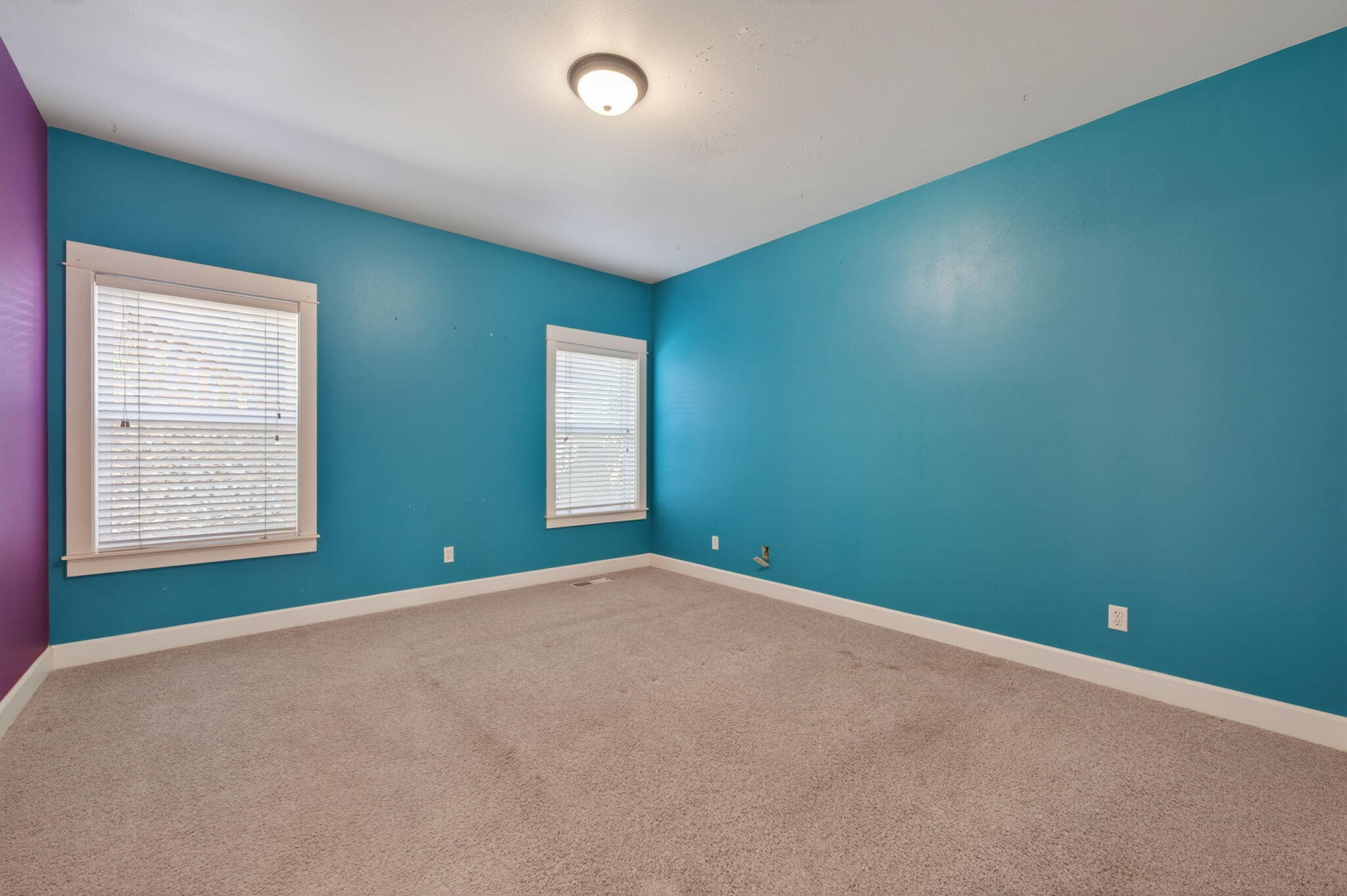 2436 Northwest Awbrey Road Bend, OR 97703 - Photo 22 of 36 Primary Ensuite