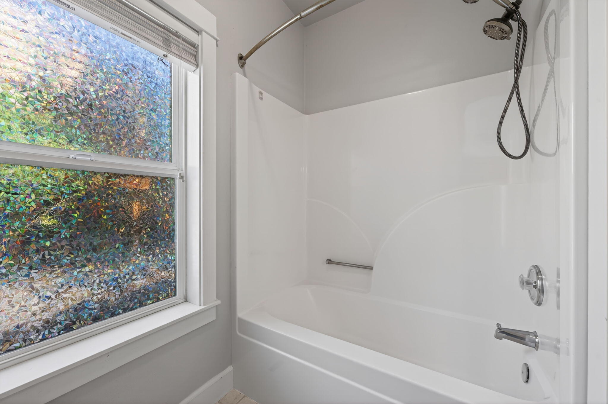 2436 Northwest Awbrey Road Bend, OR 97703 - Photo 25 of 36 Primary Bathroom - Shower