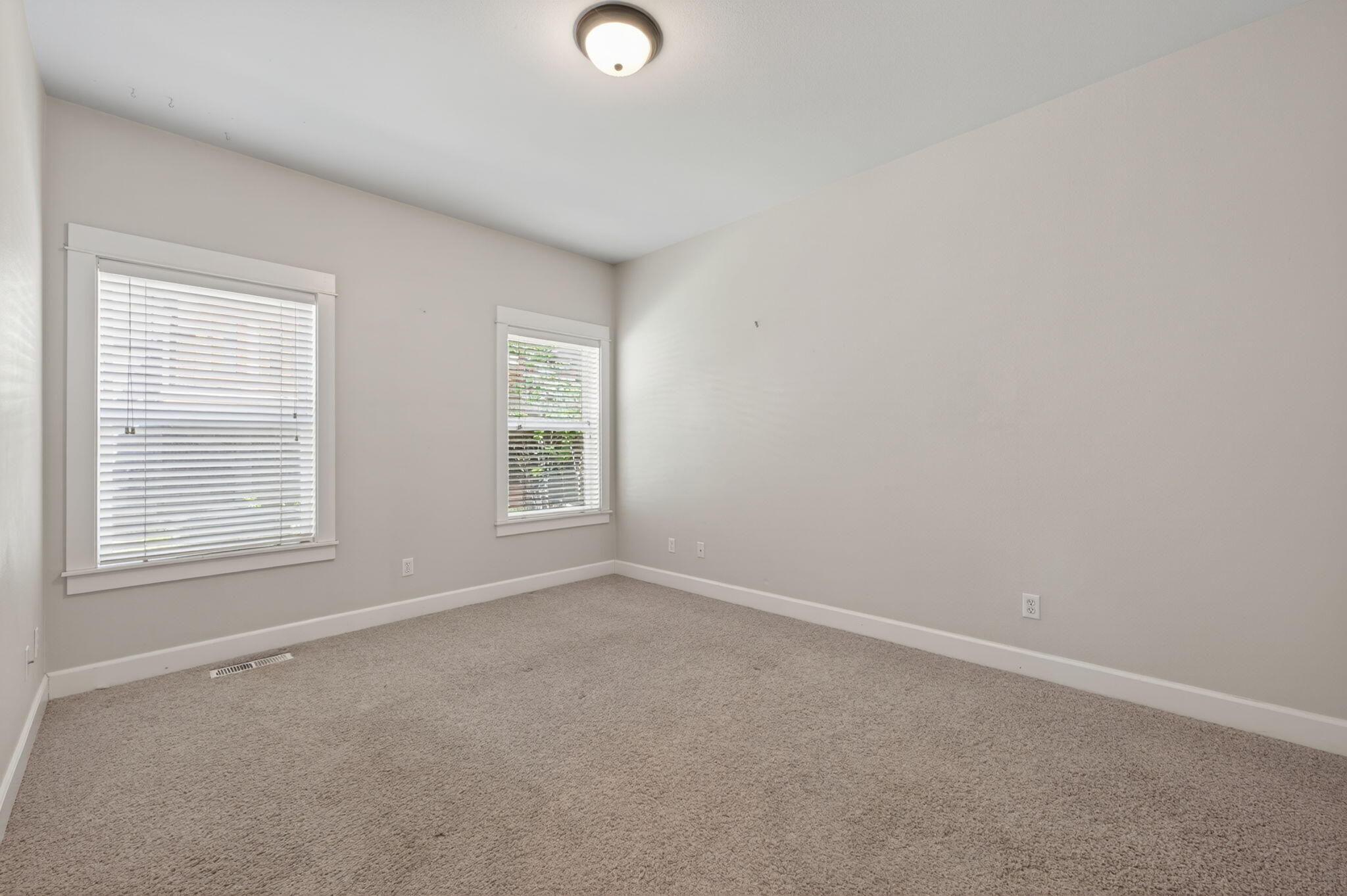 2436 Northwest Awbrey Road Bend, OR 97703 - Photo 28 of 36 Guest Bedroom 1