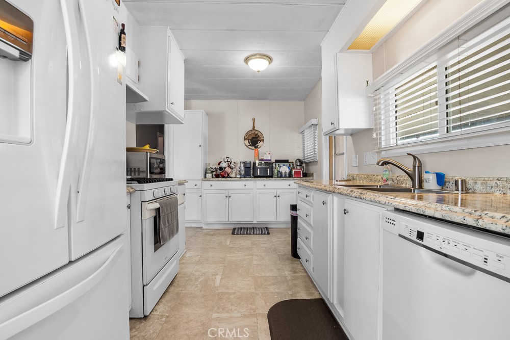 27150 Shadel Road, Unit 59 Menifee, CA 92586 - Photo 8 of 20