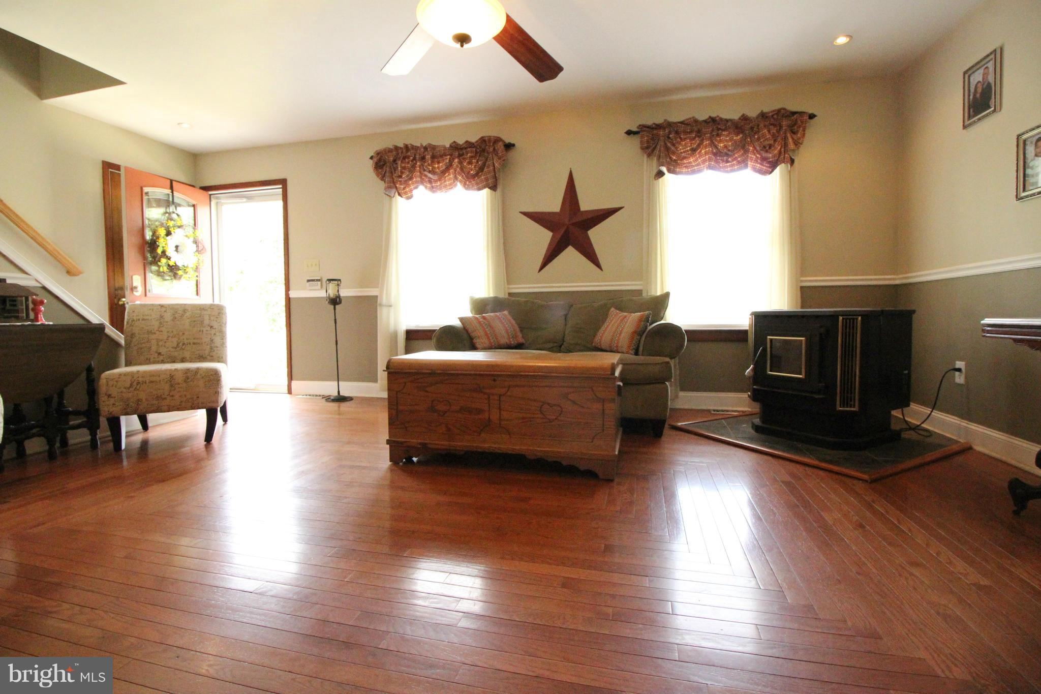 48 Tower Point Road Chesapeake City, MD 21915 - Photo 4 of 22 Living Room