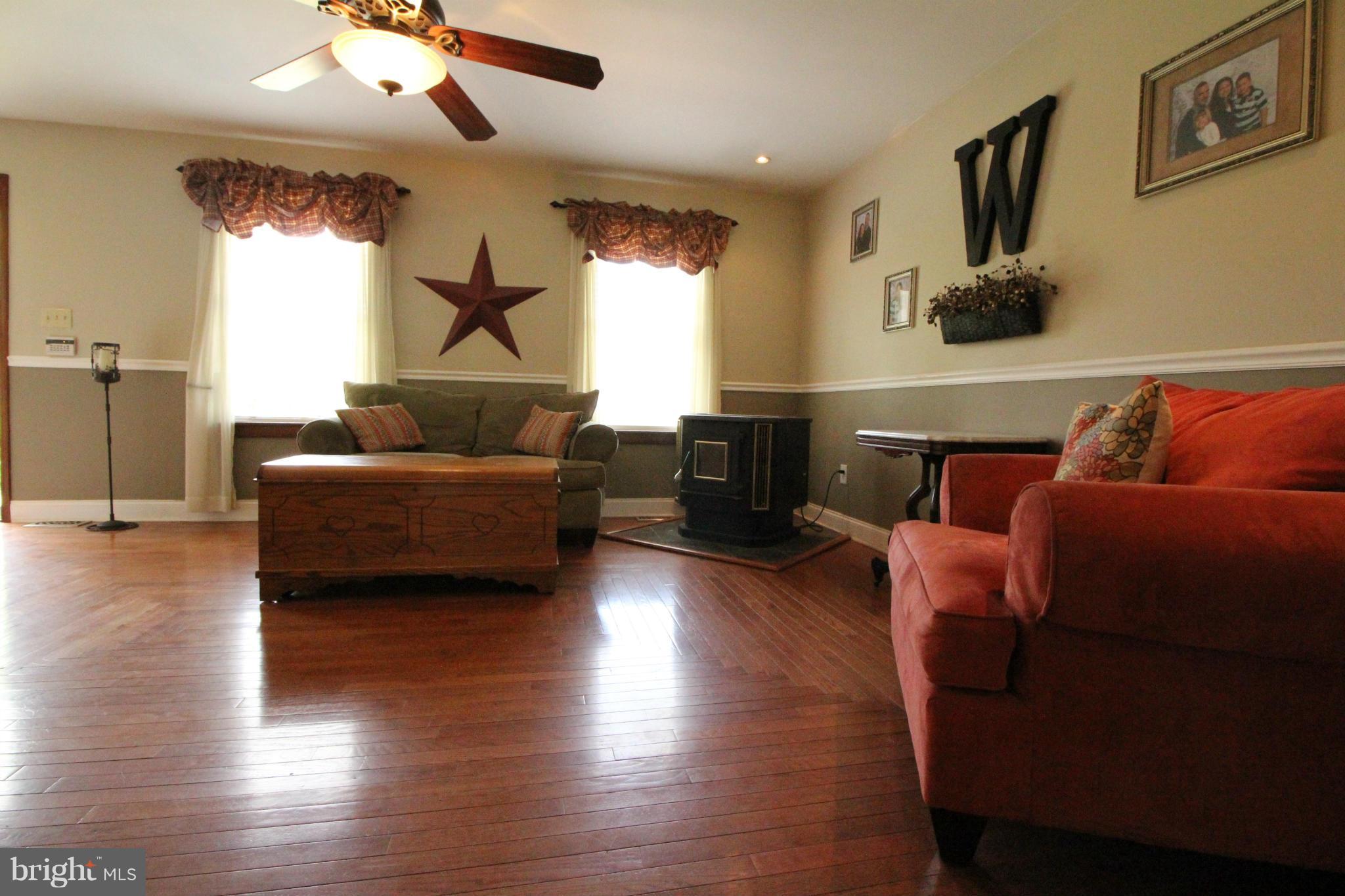 48 Tower Point Road Chesapeake City, MD 21915 - Photo 6 of 22 Living Room