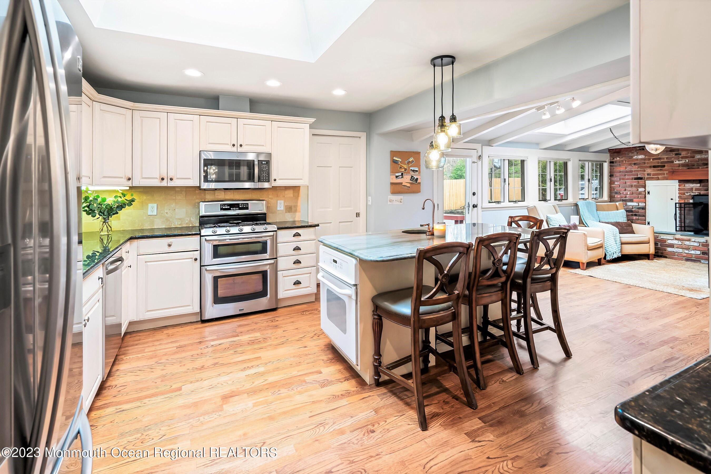 35 Bamm Hollow Road Middletown, NJ 07748 - Photo 12 of 50 23-Kitchen 1C
