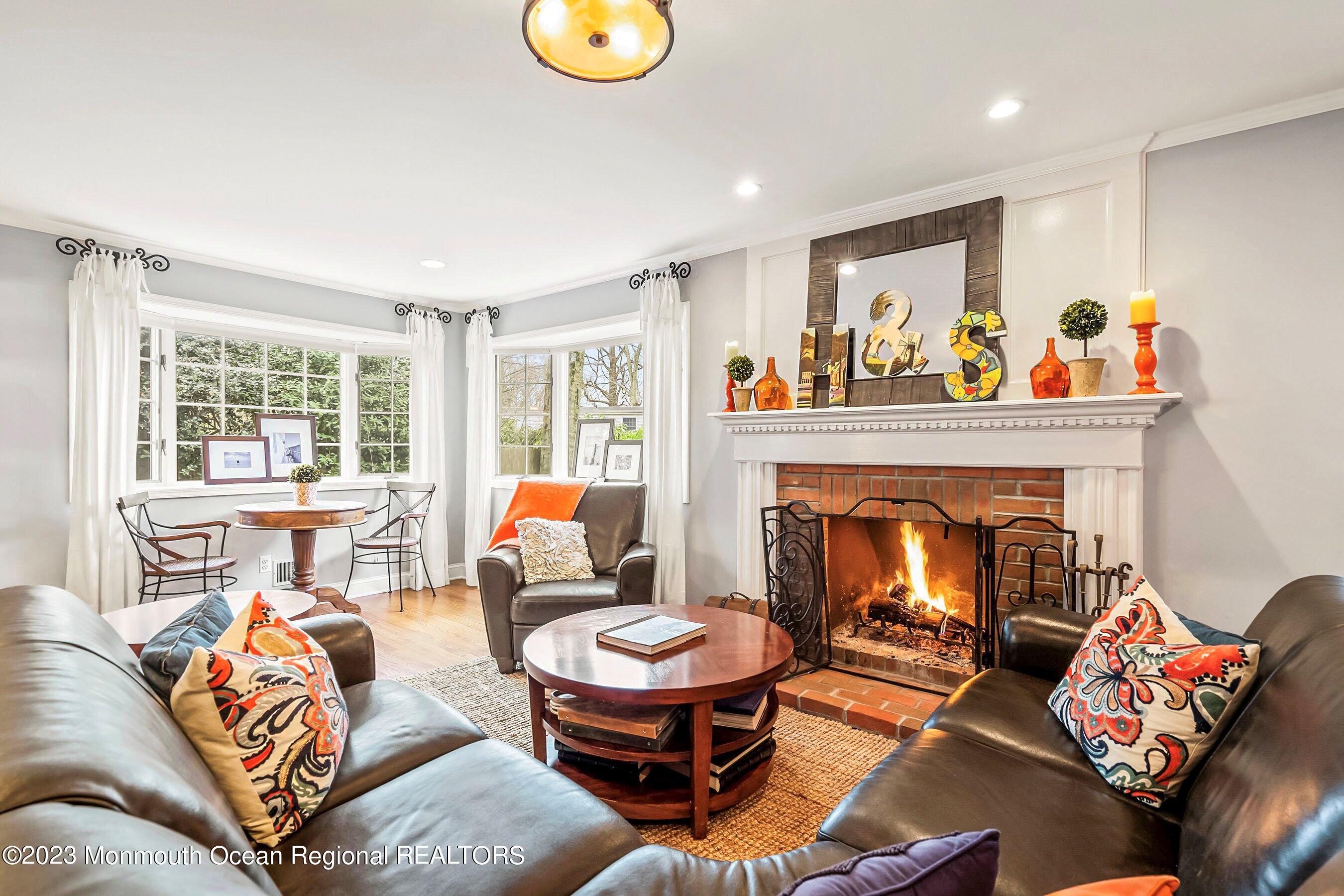 35 Bamm Hollow Road Middletown, NJ 07748 - Photo 7 of 50 14-4-Living 1B NEW