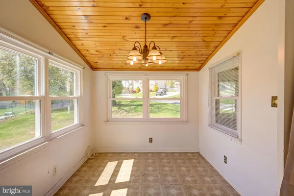 $295,000 | 5630 Oakland Road, Baltimore, MD 21227