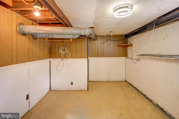 $295,000 | 5630 Oakland Road, Baltimore, MD 21227