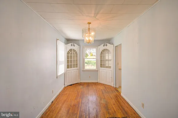 $295,000 | 5630 Oakland Road, Baltimore, MD 21227