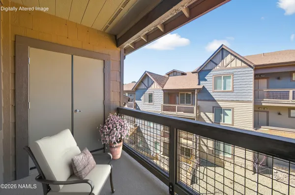 $589,900 | 1650 East Ponderosa Parkway, Unit 327, Flagstaff, AZ 86001