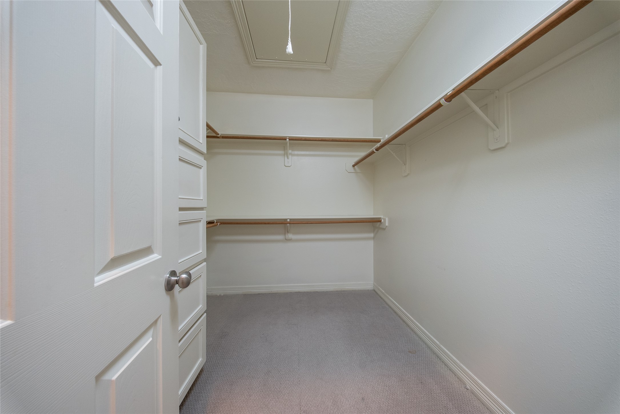 4216 Eli Street Houston, TX 77007 - Photo 12 of 19 a view of an empty walk in closet