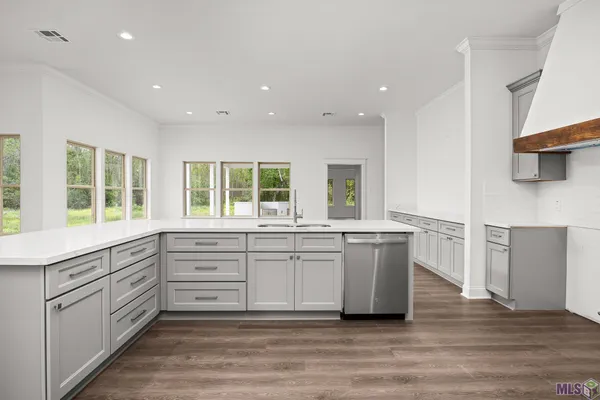 $640,000 | 1033 West Worthey Street, Gonzales, LA 70737