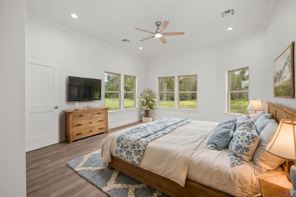 $640,000 | 1033 West Worthey Street, Gonzales, LA 70737