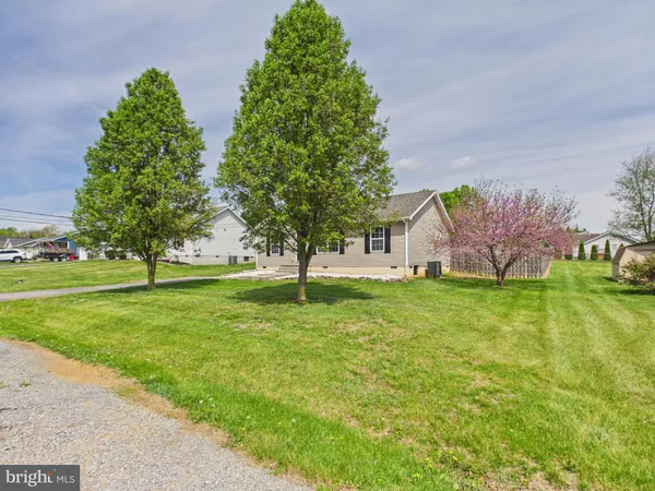 $315,000 | 218 Larry Way, Bunker Hill, WV 25413