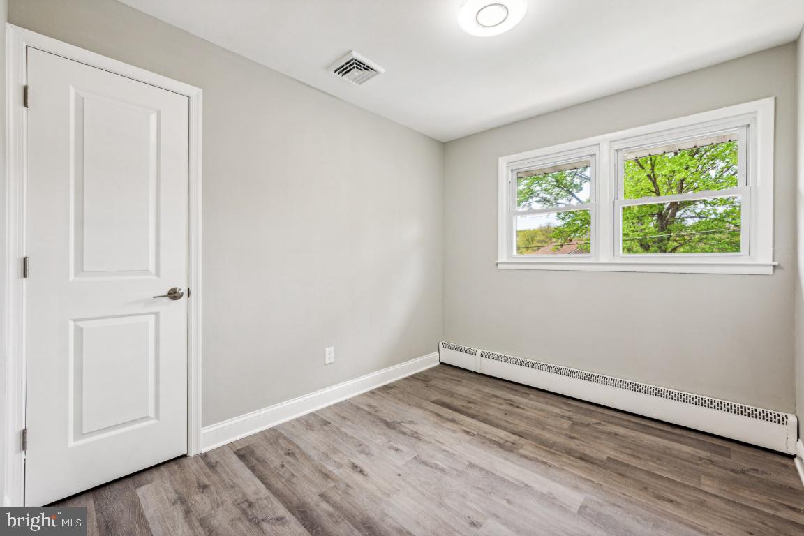 11 Kingsbridge Road Gibbsboro, NJ 08026 - Photo 17 of 25 Gallery Image 17