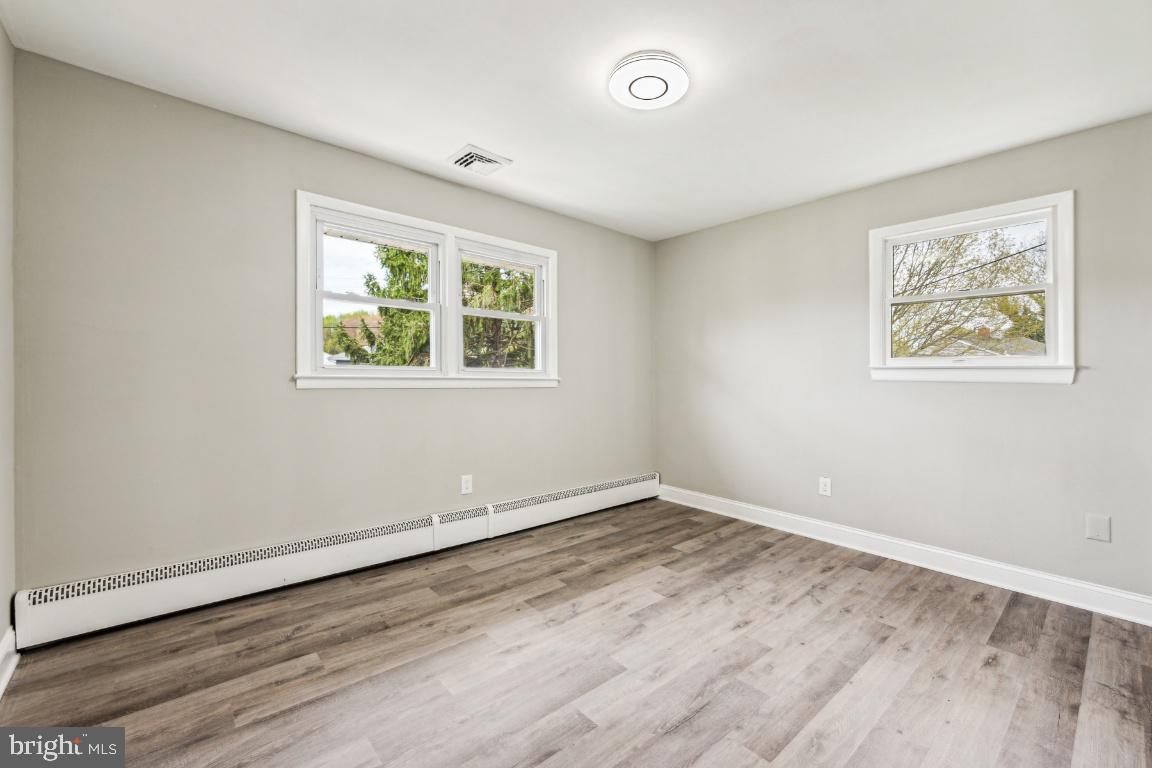 11 Kingsbridge Road Gibbsboro, NJ 08026 - Photo 18 of 25 Gallery Image 18