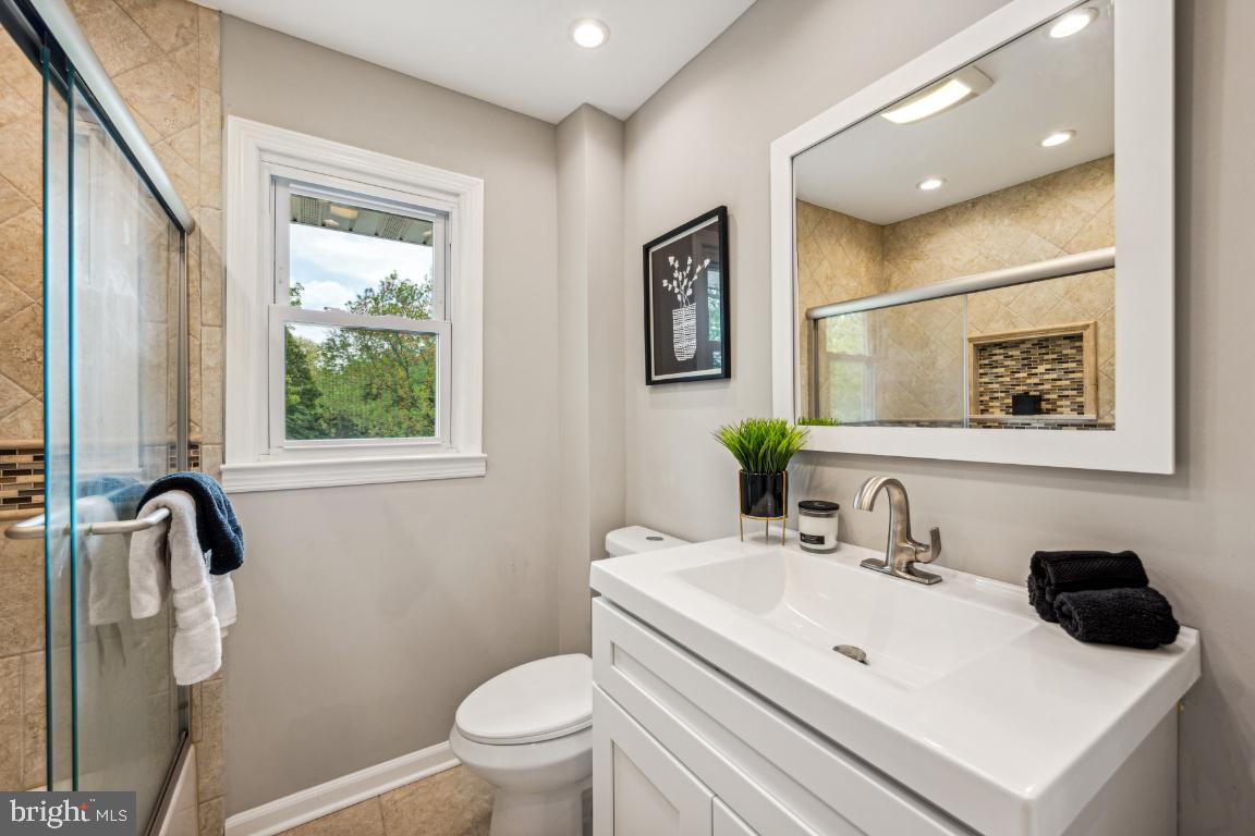11 Kingsbridge Road Gibbsboro, NJ 08026 - Photo 20 of 25 Gallery Image 20