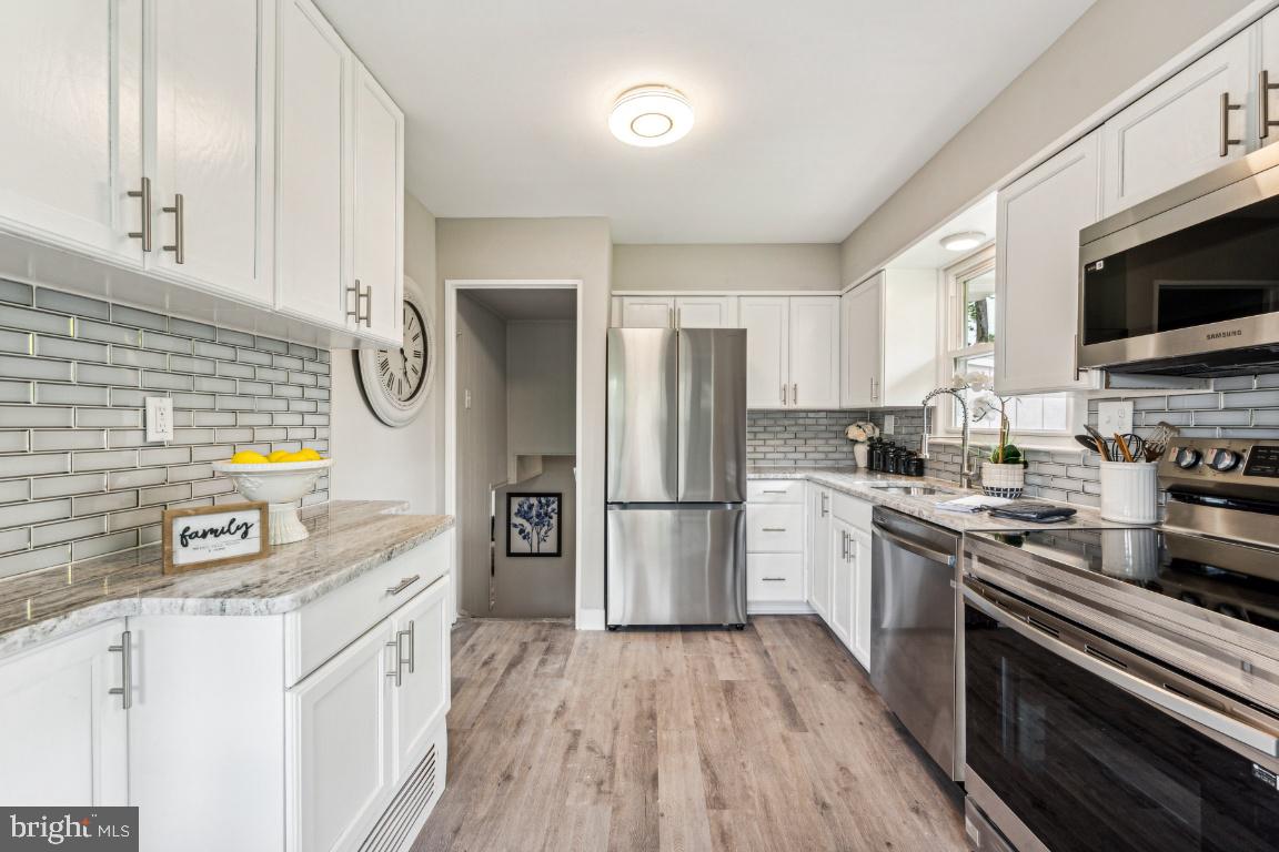 11 Kingsbridge Road Gibbsboro, NJ 08026 - Photo 8 of 25 Gallery Image 8