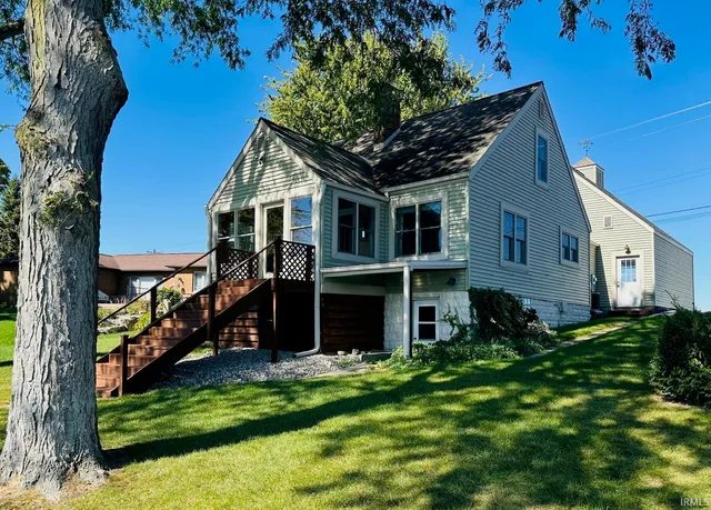 $535,000 | 2215 East State Road 14, Rochester, IN 46975