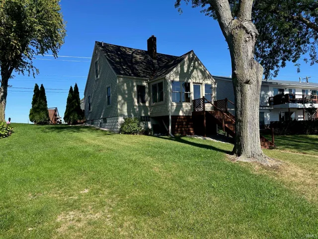 $535,000 | 2215 East State Road 14, Rochester, IN 46975