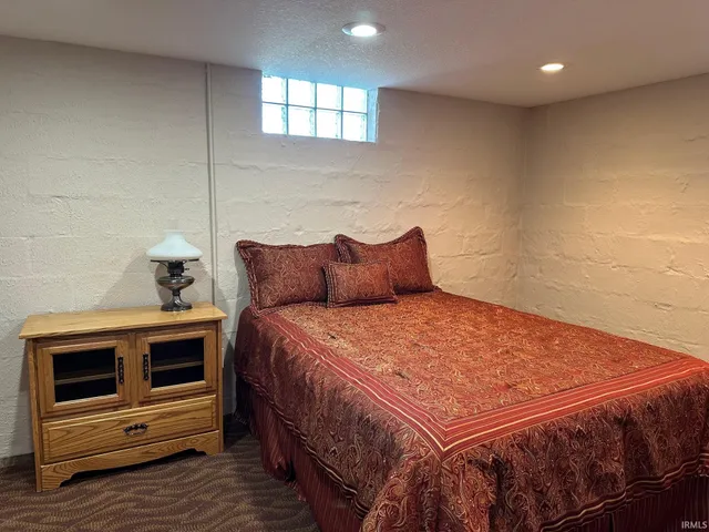 $535,000 | 2215 East State Road 14, Rochester, IN 46975