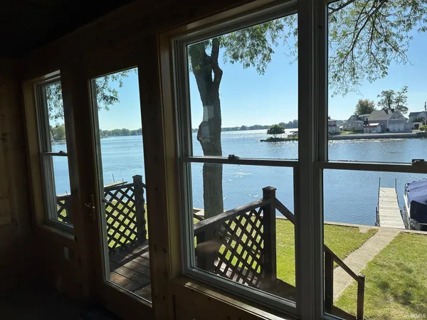 $499,000 | 2215 East State Road 14, Rochester, IN 46975