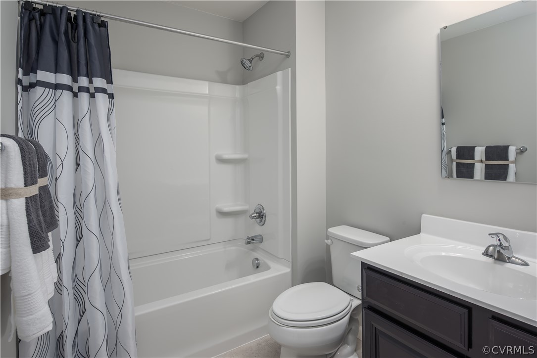 8107 Oxer Road Richmond, VA 23235 - Photo 4 of 16 Gallery Image 4