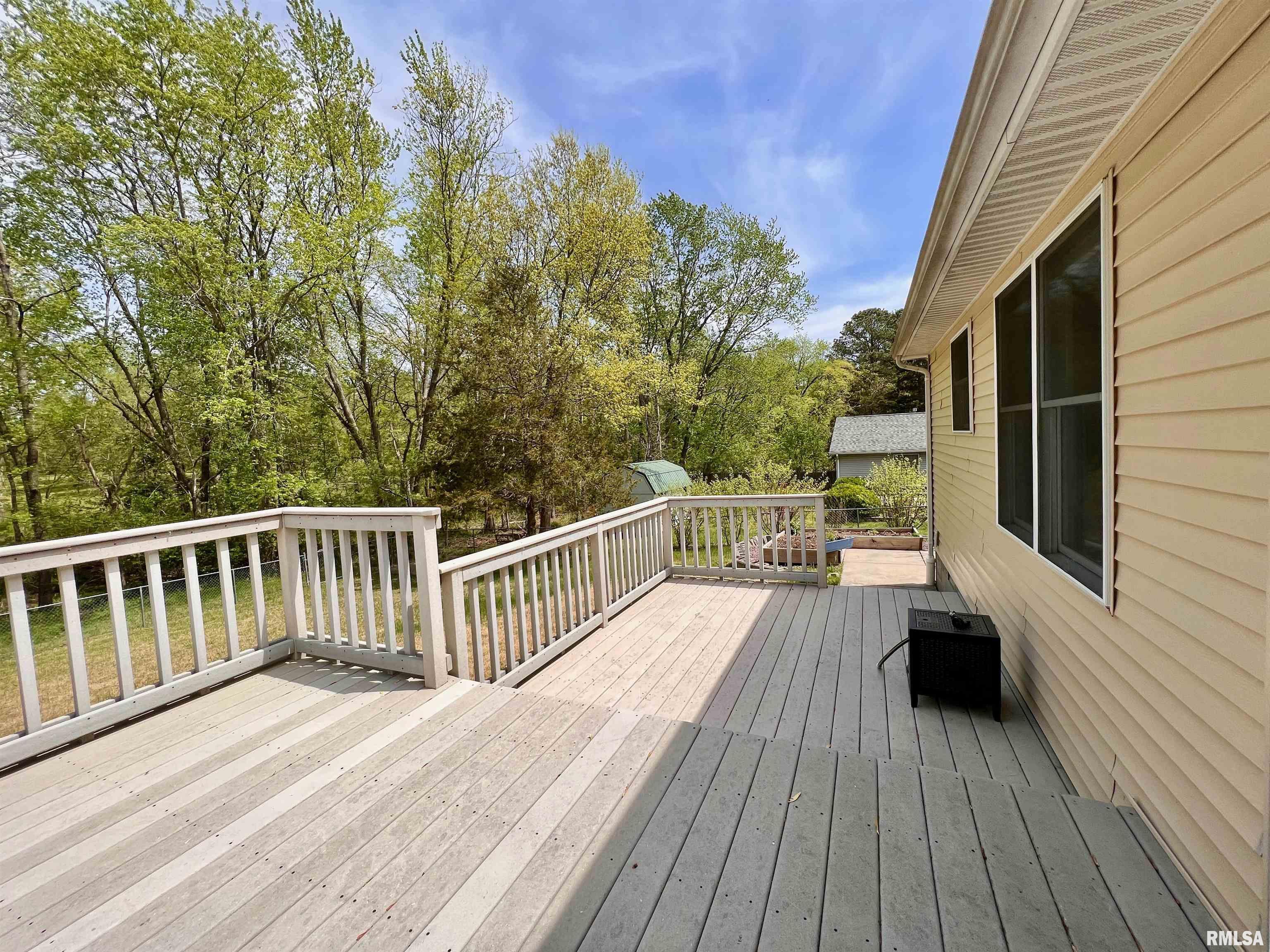 1523 West Lake Road Murphysboro, IL 62966 - Photo 23 of 28